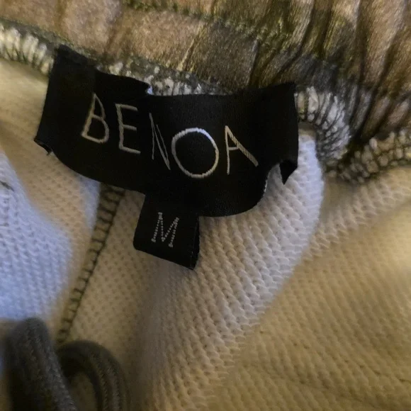 Benoa Sweats - Picture 2 of 5